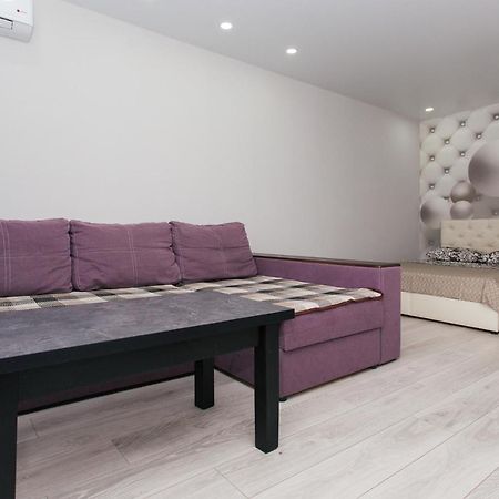 Vip Apartments Faraon Centr Sumy Eksteriør bilde